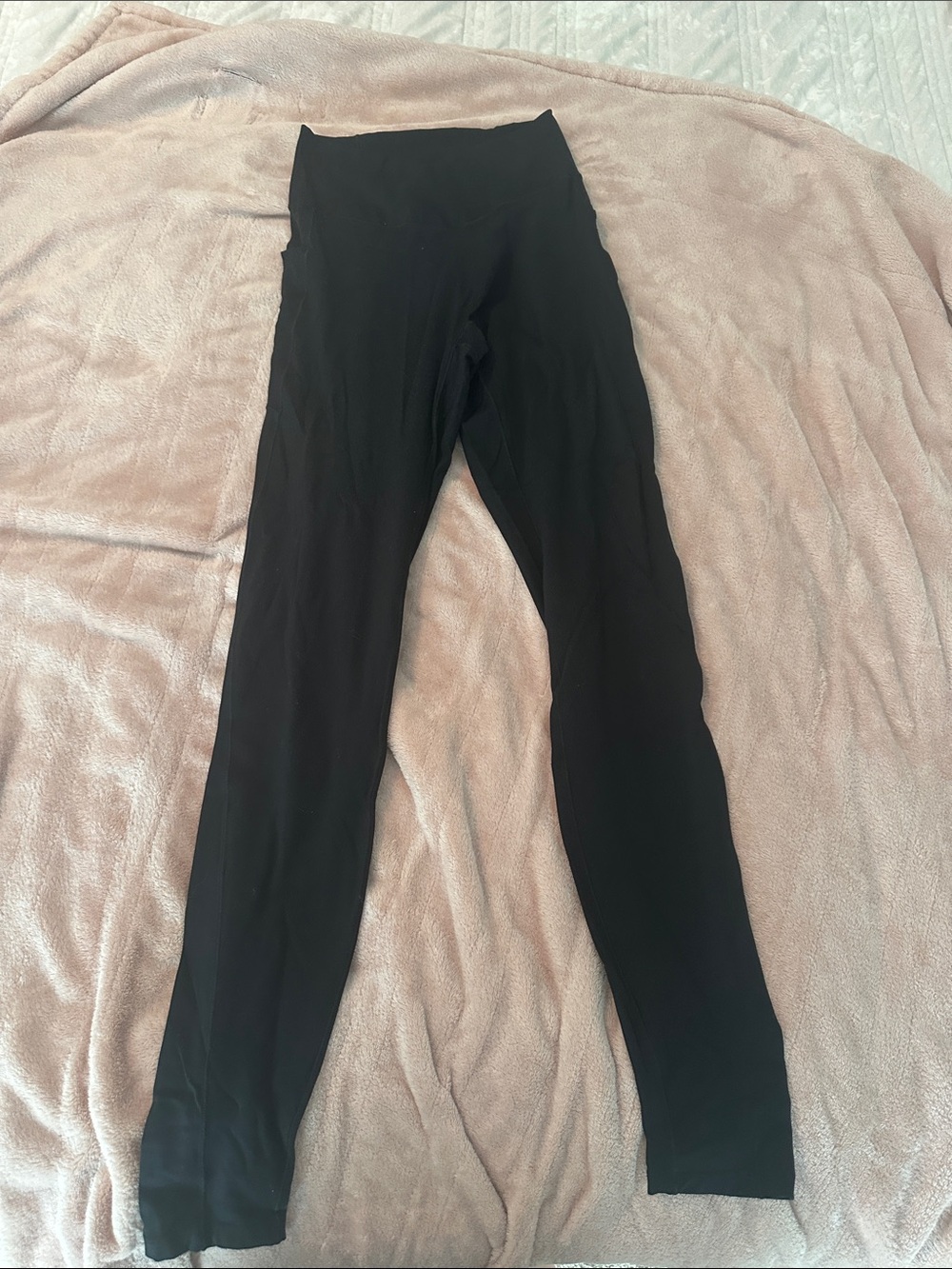 HALARA Black High-Waist Leggings